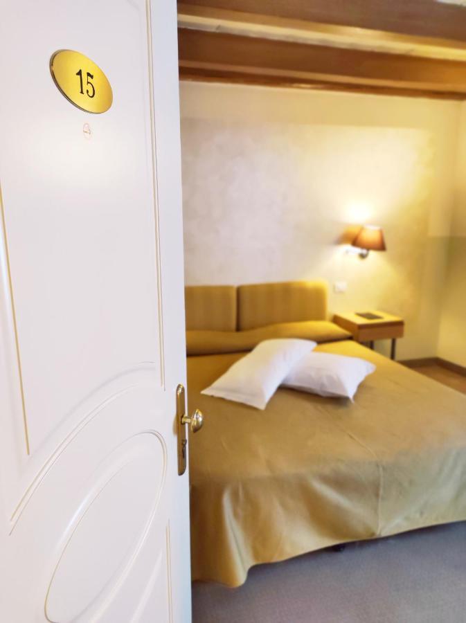Hotel Dependance Silvestro غارْدا المظهر الخارجي الصورة
